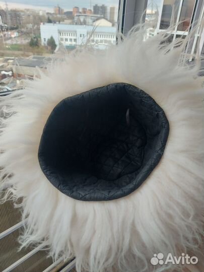 Продам новую папаху из натуральной шерсти