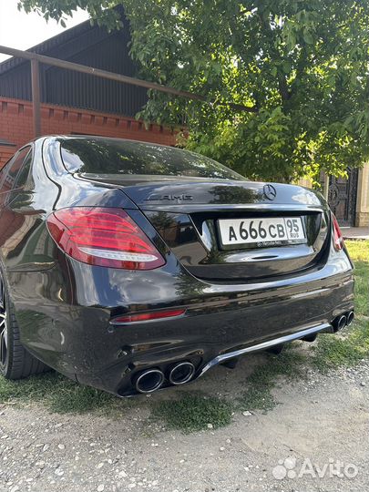 Крышка Багажника w213