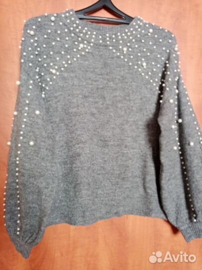 Свитер укороченный