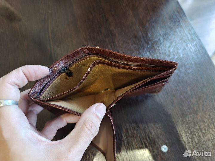 Бумужник кожаный