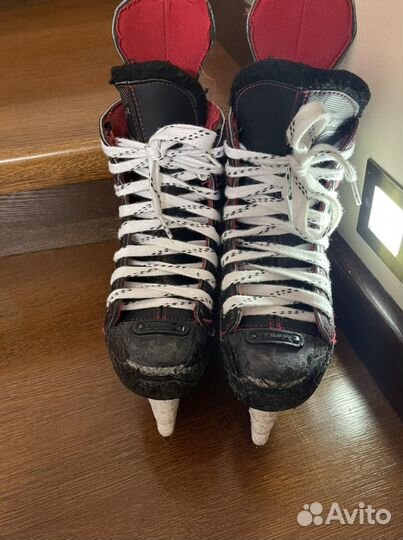 Хоккейные коньки bauer