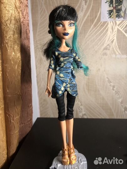 Кукла монстер хай