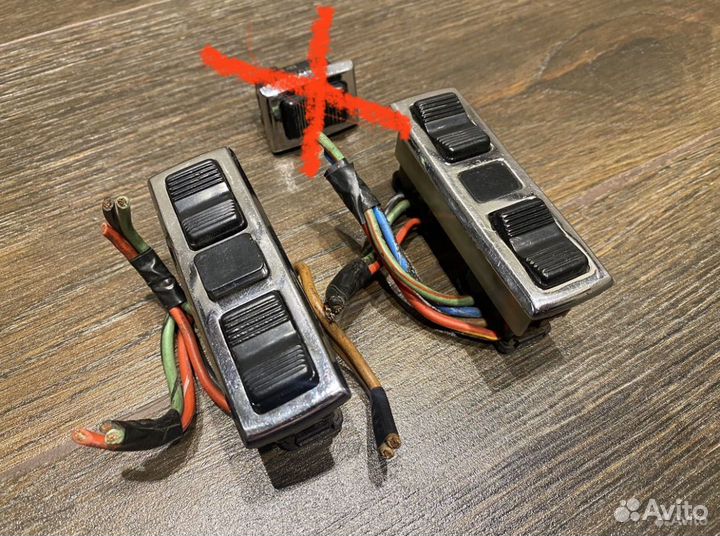 Кнопки стеклоподъемников мерседес w116