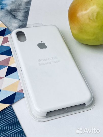 Чехол на iPhone XR