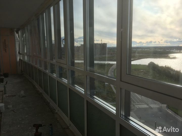 Поднятие пола.Отделка балконов.Замена остекления