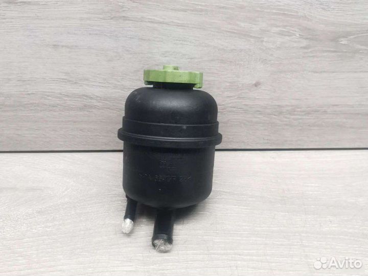 Бачок гур Volkswagen Crafter