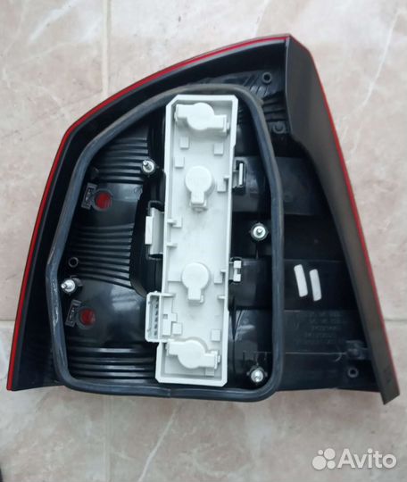 Фонарь задний правый skoda octavia a5 оригинал