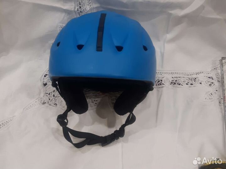 Шлем горнолыжный Moon S