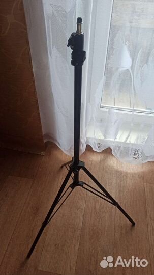 Штатив универсальный