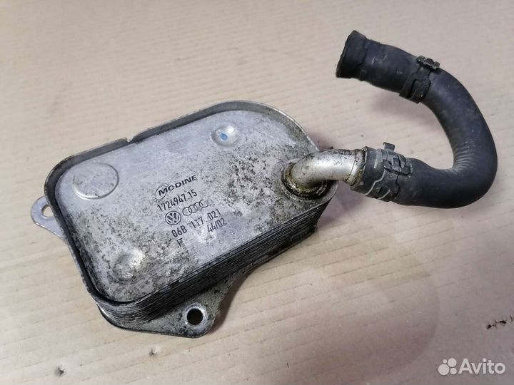 Радиатор масляный Audu A4, A6 2.0 ALT, VAG 06B1170