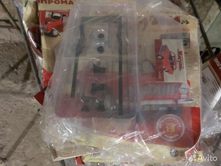 Коллекция ретро автомобиля ваз 2101