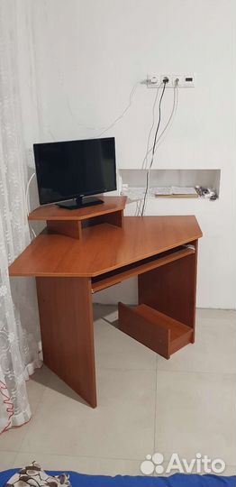 Компьютерный стол