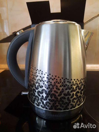 Чайник электрический новый Redmond RK-M177