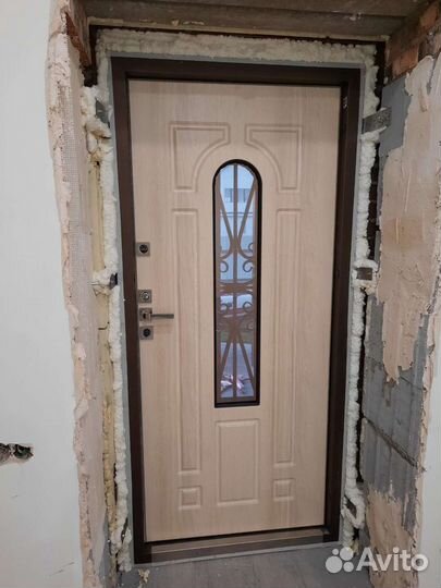 Мастер по установкам входных дверей