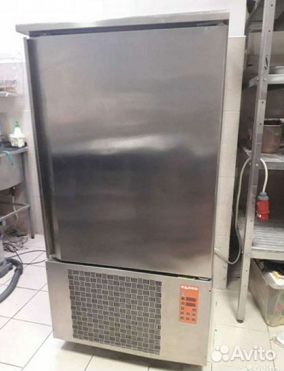 Холодильник hicold