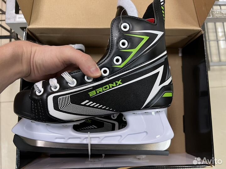 Коньки хоккейные bronx