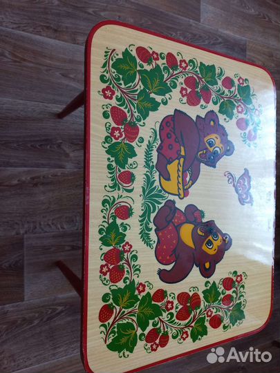 Детский стол и стул