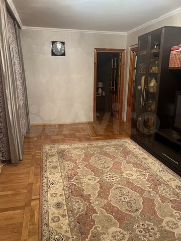 2-к. квартира, 53 м², 3/5 эт.