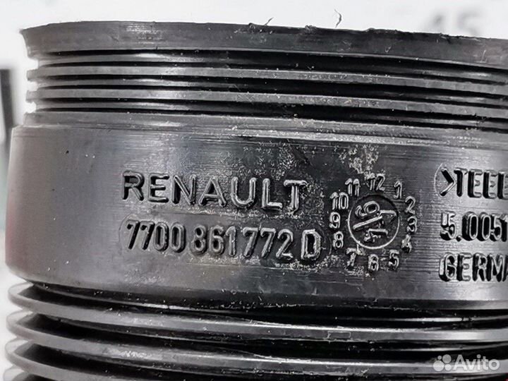 Патрубок для Renault Laguna 1