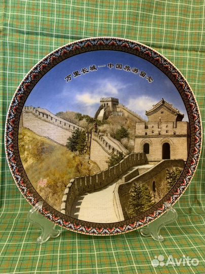 Сувенирные тарелки из разных стран