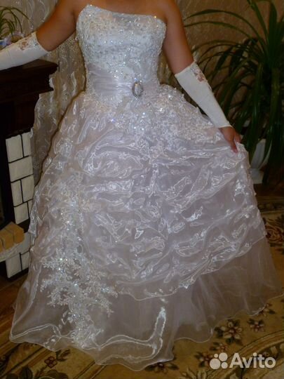 Продаю свадебное платье