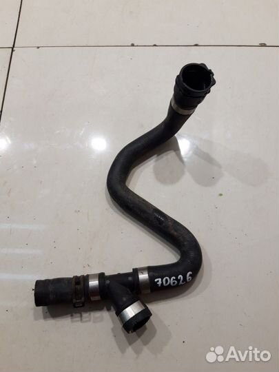 Патрубок системы охлаждения (Volvo XC60 II)