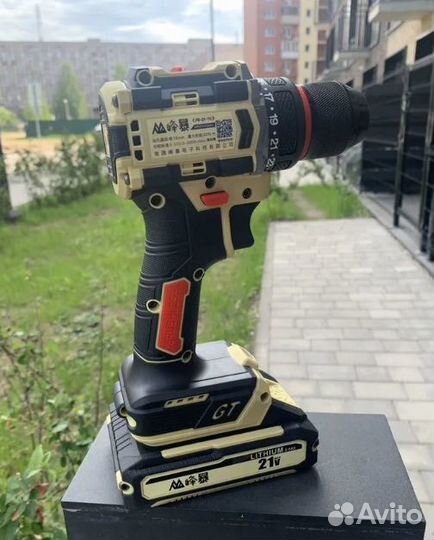 Бесщеточный шуруповерт