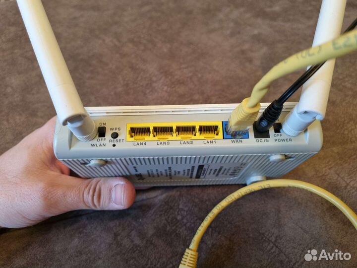 Wifi роутер. Интернет центр ZyXel