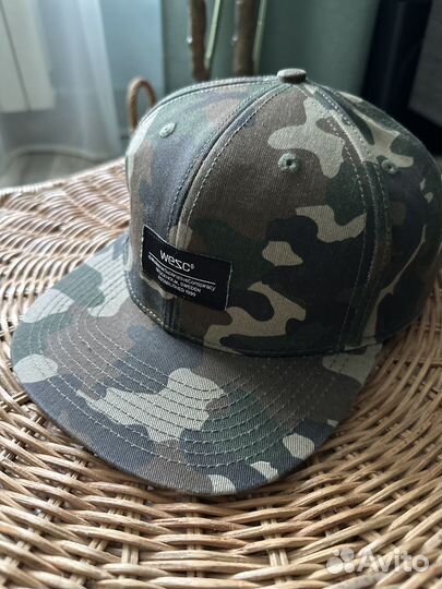 Бейсболка WeSC