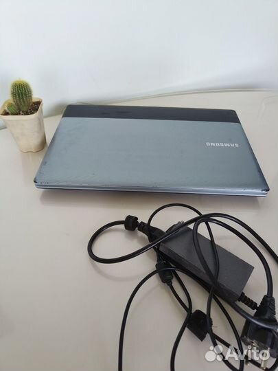 Ноутбук Samsung NP-RV511