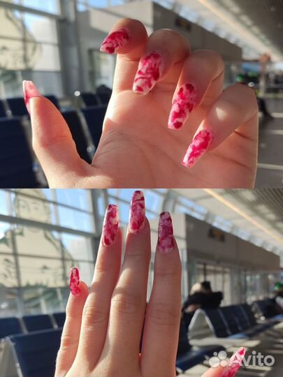 Модель на маникюр