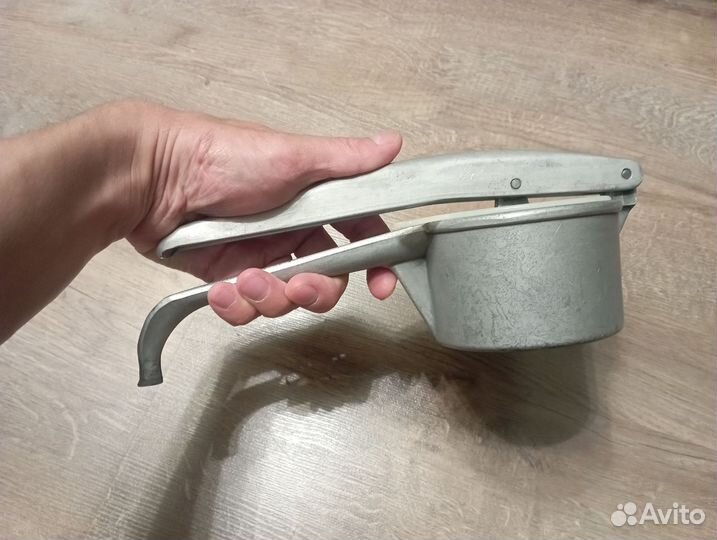 Советская соковыжималка для ягод