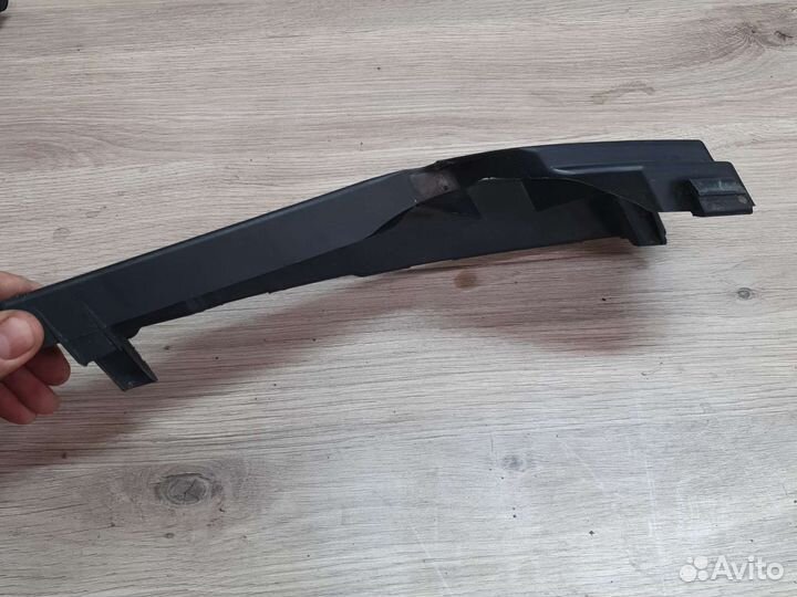 Кронштейн переднего бампера правый ford focus 2