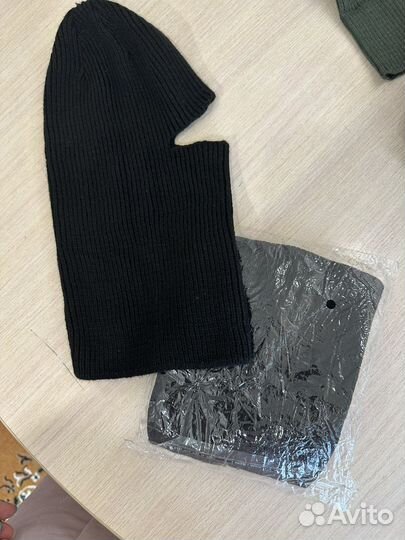 Продам балаклавы разные. Новые
