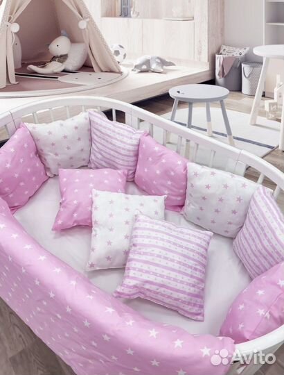 Бортики с одеялом в детскую кроватку