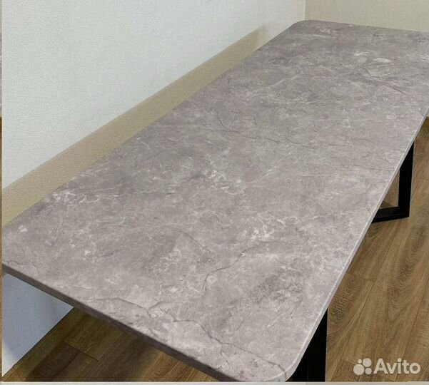 Компьютерный стол 'Visible Basis'