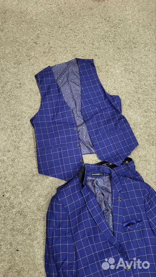 Костюм брючный