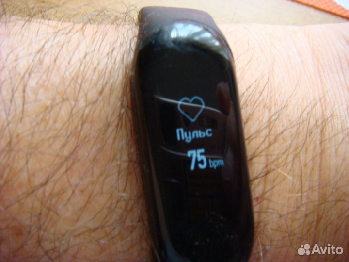 Фитнес- браслет xiaomi mi band 3