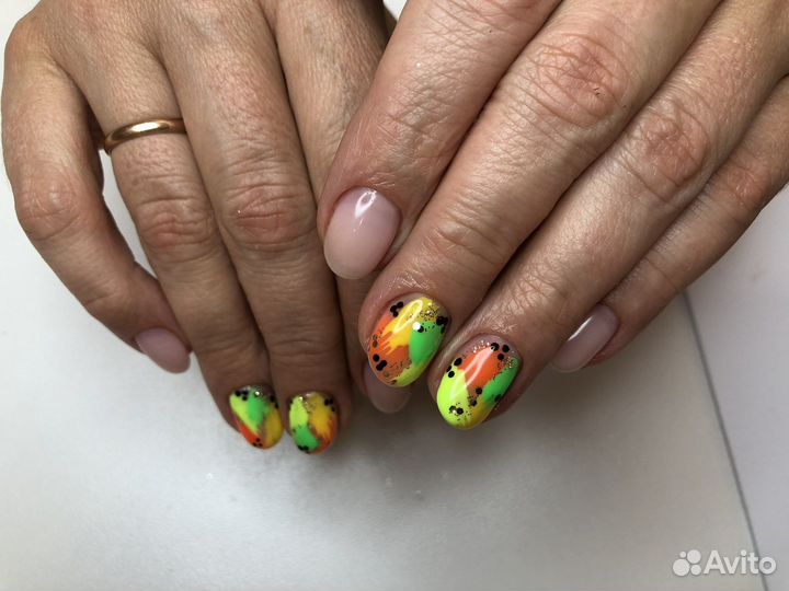 Маникюр и наращивание ногтей