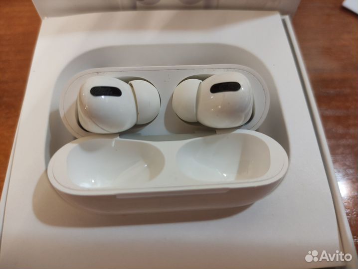 Apple AirPods Pro A2083,A2084,A2190 Apple AirPods