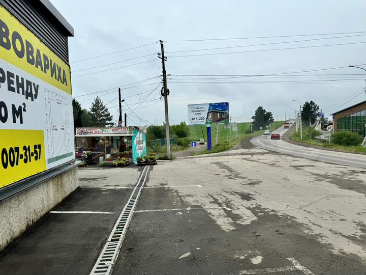 Здание, 1200 м²