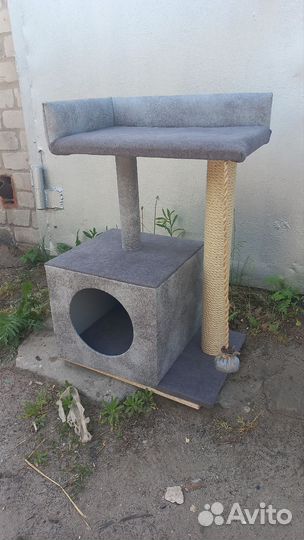 Домик для кошки с когтеточкой