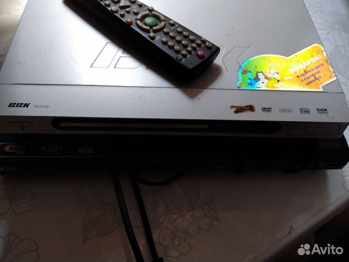 Продам два dvd плеера