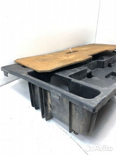 Ящик для инструментов Toyota Vitz NCP15 2nzfe 1999