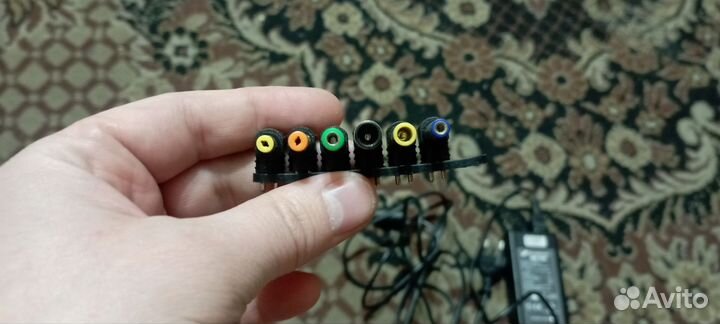 Универсальная зарядка для ноутбука