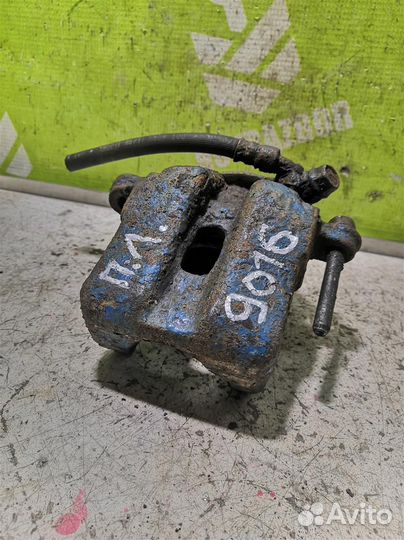 Суппорт передний левый Сузуки Гранд Витара