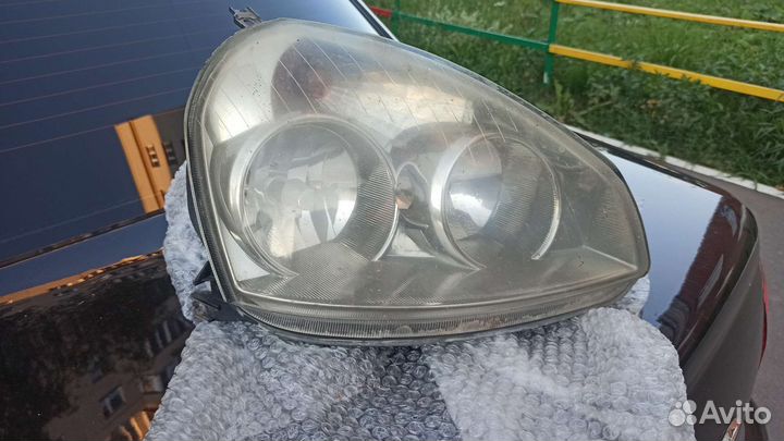 Правая фара Приоры