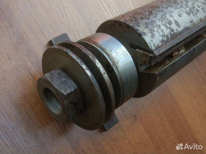 Вал для деревообрабатывающего станка