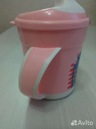 Поильник-непроливайка пластиковый