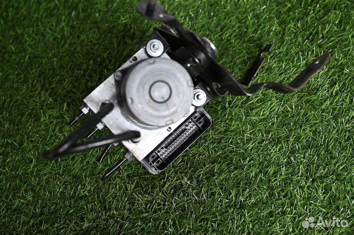 Блок ABS Jaguar F-Pace JGA 2016